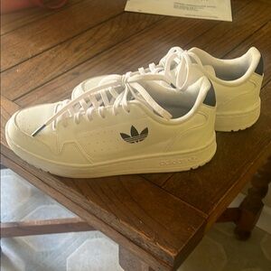 Adidas White Sneakers Classic Minimalist Design